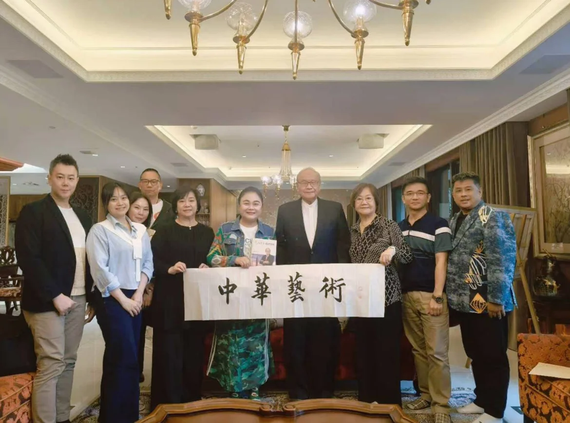 在AI時代的浪潮下，「文化」不再只是收藏與展示，而是如何被看見、被理解，並被全球持續傳播。本次產業交流會，正是一場結合「中華文化藝術 × AI商業應用平台 × 國際市場布局」的重要對話與實踐起點。